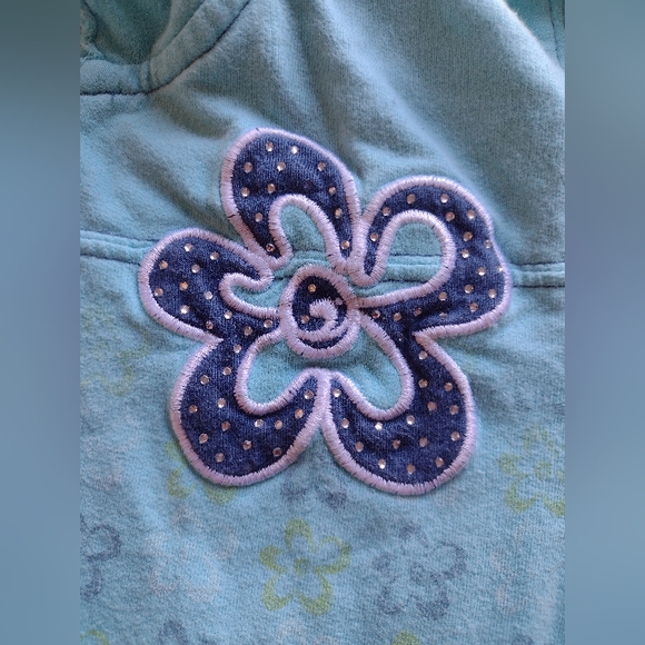 Limited Too, Girls Size 12 Light Turquoise, Zip up Hoodie with pockets. - Picture 2 of 3